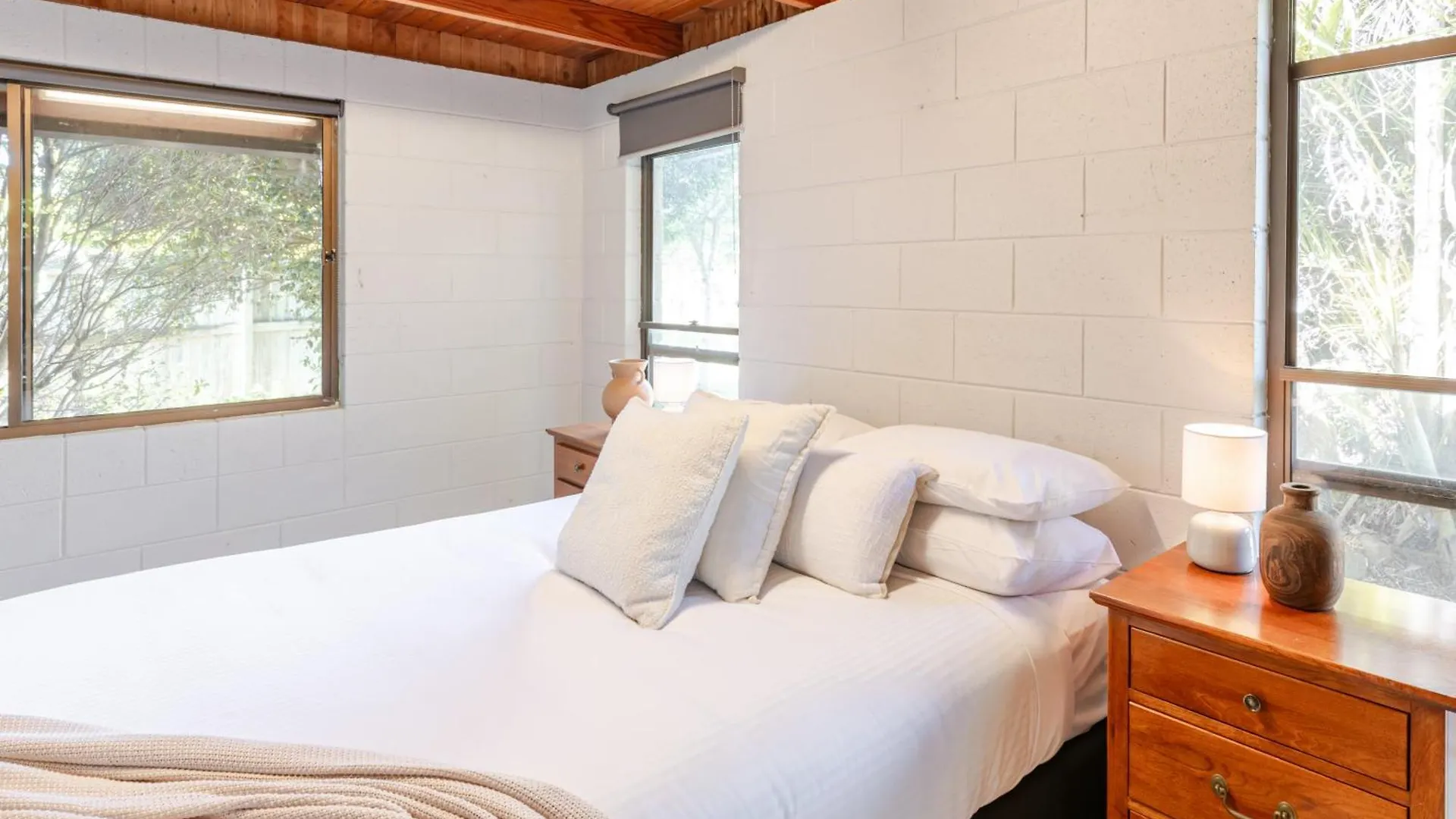 Buderim Lodge - Family Fun In Heart Of Sunshine Coast With Pool & Separate Studio Feriehus
