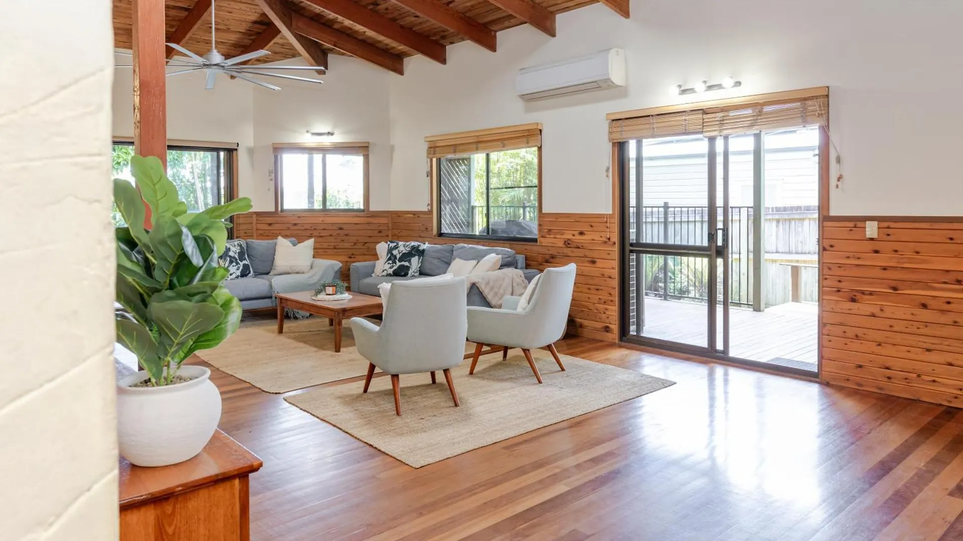 Feriehus Buderim Lodge - Family Fun In Heart Of Sunshine Coast With Pool & Separate Studio Australien